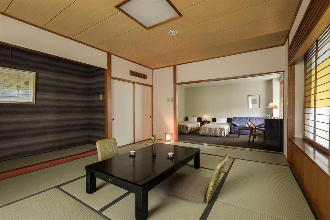 Takamiya Hotel Lucent Yamagata  Extérieur photo
