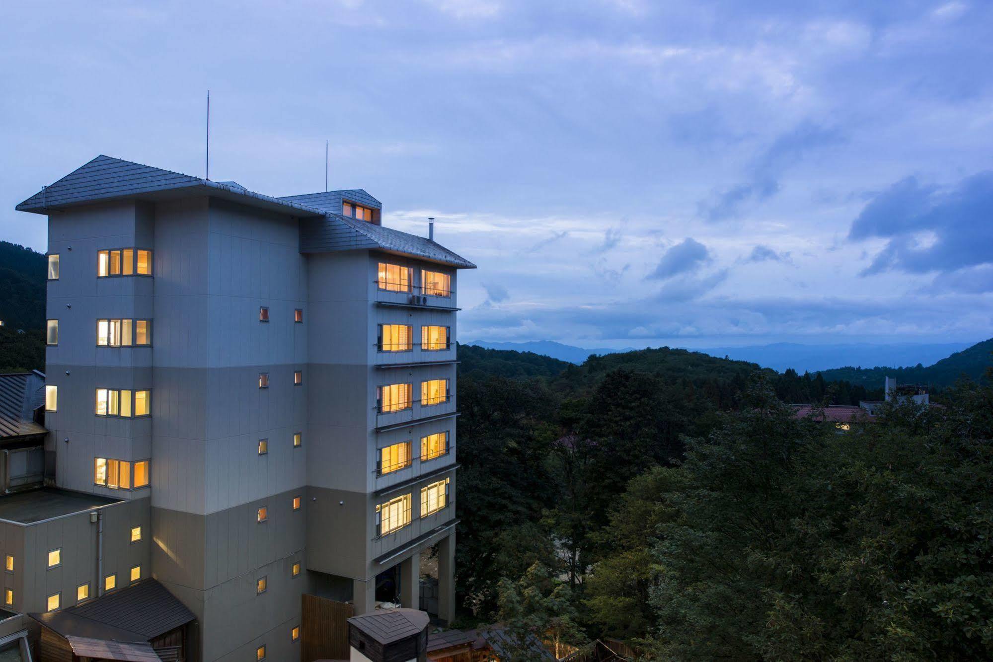 Takamiya Hotel Lucent Yamagata  Extérieur photo
